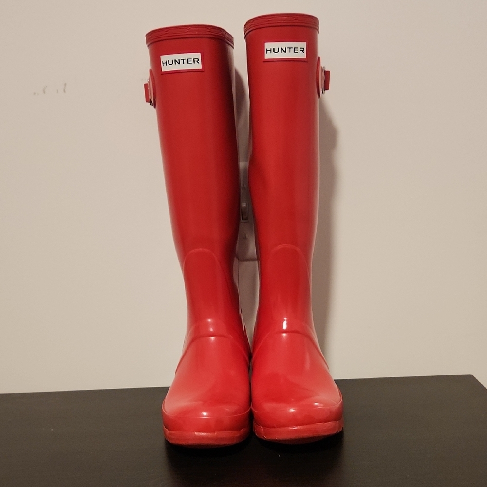 Hunter Gloss Tall Rain Boots - Red